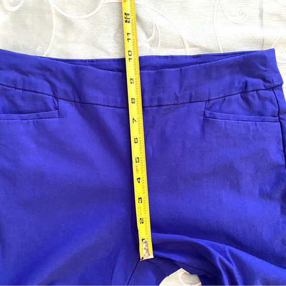 Chico’s crop cobalt blue pull on adorable size 0 pants EUC - Picture 6 of 9